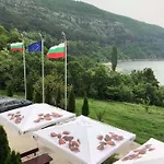 Family Borovitsa Hotel Pŭdartsi