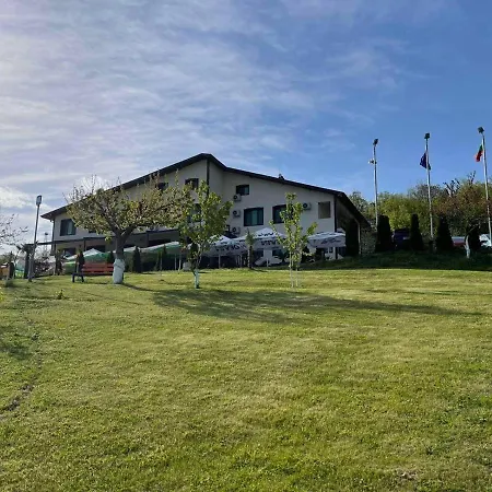 Family Borovitsa Hotell