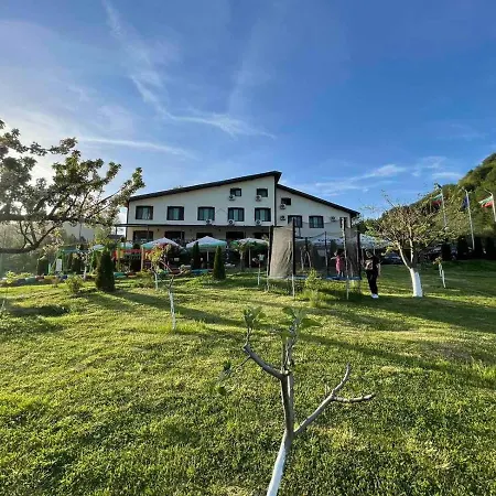 Family Borovitsa Hotel Pŭdartsi