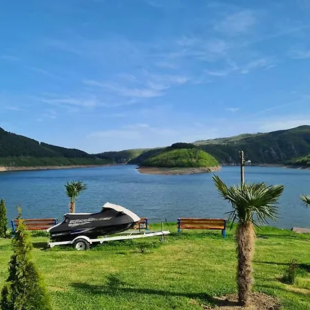Family Borovitsa Hotell Pŭdartsi