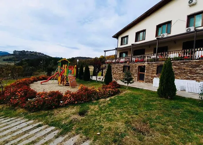 Family Borovitsa 2* Pŭdartsi