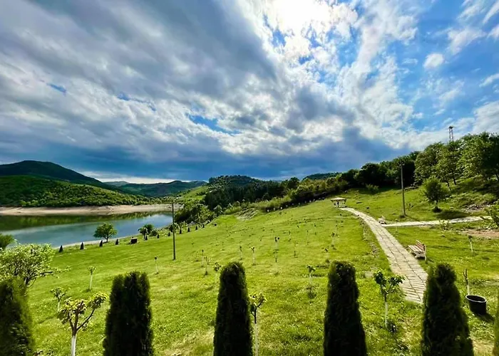 Family Borovitsa Hotel