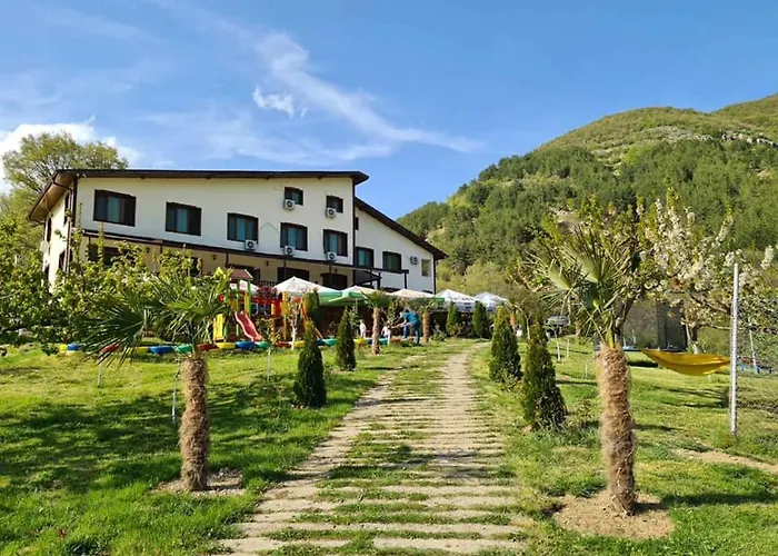 Family Borovitsa Pŭdartsi