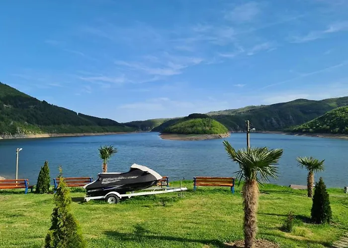 Family Borovitsa Hotel Pŭdartsi